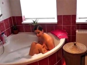 New Neighboor Suprise Me In Bath,