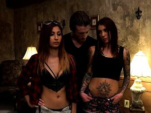 Το καυλί της Jade Jantzen στο HostelXXX πνίγεται σκληρά