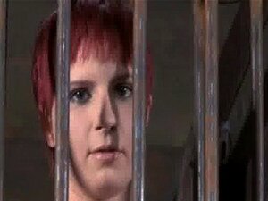 Бескорисна курва игра се са својим клиторисима