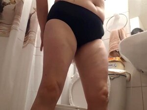 Äiti Pissaa Toliet Fetissi Karvainen Vagina