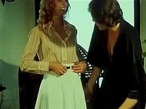 Νέα κοπέλα νέα συνεργασία