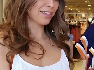 Nuoret Seksikkäät Mimmit Pitävät Hauskaa Harjoitushuoneessa