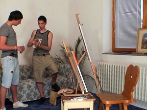 свежи момци јебу голу старицу с обе стране