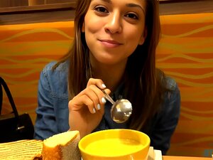 Titta På Ett Datum Med Sara Luvv är Allt Som Krävs För En Creampie Nu! - Olja, Pov, Datum Porr Ett Datum Med Sara Luvv är Allt Som Krävs För En Creampie