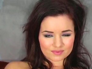 Tereza Ilova É Dona Da Sua Carga De Porra...Tão Safado!, O Vestido De Estampa De Leopardo De Tereza Ilova Traz à Tona O Animal Nela Nesta Cena. Esta Gostosa Europeia Está Determinada A Te Fazer Gozar Para Ela. Ela Sabe Exatamente Como: Instruções E Técnic