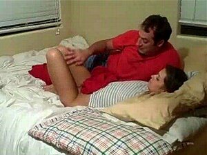 Färsk Bitch Börjar Sin Dag Med Sex