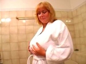 Isotissinen BBW Huora