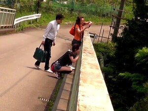 La Nana Japonaise La Plus Chaude Amateur Dans Une Scène JAV Fabuleuse Avec Des Petits Seins Maigres