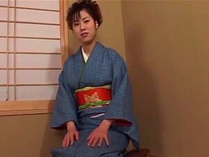 Chinatsu Nakano Haciendo Su Agujero Peludo