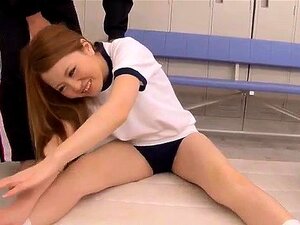 Sakamoto Hikari Grita Enquanto é Fodida Em Grupo