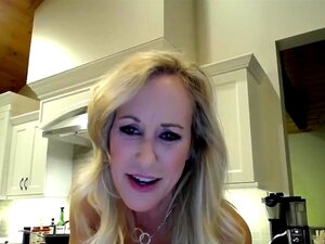 CamSoda - Brandi Love Lingerie Cooking Show