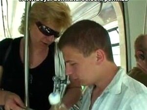 Reife Frau Wird Hart Von Wilden, Frischen Typen Gefickt
