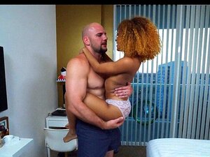 Slutty Laiha Musta Söpöläinen. Slutty Laiha Black Cutie