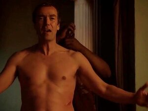 Sensuele Euro Schoonheid Laura Neemt Je Mee Op Een Wilde Rit Die Je Niet Snel Zult Vergeten. Geniet Van Haar Verleidelijke Charmes En Ervaar Plezier Als Nooit Tevoren. Mis Het Niet!