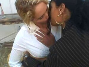 3 Brazilian Lesbians Kissing