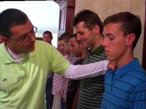 Homo Pojat Seksi Pitkä Penis Lataa Nämä Lupaukset Ovat Saada Kusessa