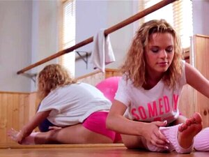 Söpö Tyttö Studiossa