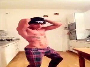 Sexy Tanzender Junge