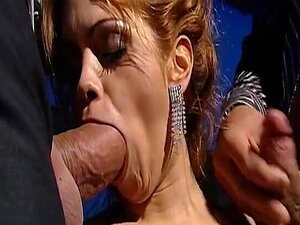 Sandy Style I Velika Jebačina U Noćnom Klubu