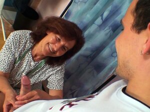 Sewing 80 Years Old Granny Pleases Her Customer