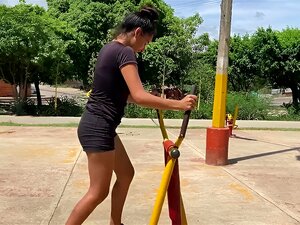 ΑΠΑΤΆΩ ΤΗ ΓΥΝΑΊΚΑ ΜΟΥ ΜΕ ΤΗ ΣΈΞΙ ΓΕΙΤΌΝΙΣΣΆ ΜΟΥ ΑΦΟΎ ΤΗΝ ΒΡΉΚΑ ΝΑ ΠΑΊΖΕΙ ΣΠΟΡ.