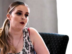 Aviomies Ei Ole Tarpeeksi Määrätietoinen Vaimolleen, Joten He Vierailevat Avioliittoneuvojan Luona, Joka Haluaa Vapauttaa Demonin Hänen Sisällään. BBW MILF Huora Codi Vore Isoilla Tisseillä Tarttuu Hänen Isoon Kyrpäänsä Ja Suihinoton Jälkeen Hän Panee Hän