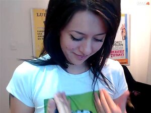 Alley Baggett Dildo Cam - Porno @ TeatroPorno.com