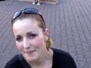 Upea Tšekkiläinen Söpöläinen Vietellään Ostoskeskuksessa Ja Pannaan Pov:ssä. Häijy Katsoja, Joka Käveli Supermarketissa, Vieteltiin Ja Porattiin POV:ssä Kuvaten Hänen Ensimmäisen Amatööripornovideonsa