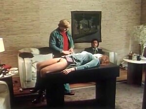 Happy Holidays-Section Deutsch (Ehemann Hat Frau Gefickt), Dies Ist Ein Deutscher Film Aus Dem Vollständigen Film Happy Holidays. Ich