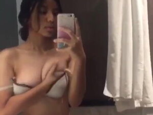 Gadis Melayu Porn - Gadis Melayu Bugil video porno & seks dalam kualitas tinggi di  RumahPorno.com
