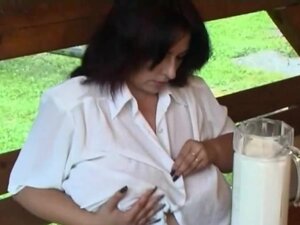 Susu Susu Gede video porno & seks dalam kualitas tinggi di ...