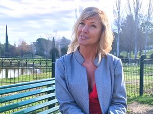 Емми, 46-годишња масерка, окушава се у кастингу Кс-ратед!
